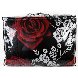 Микрофибърна олекотена завивка - Червена Роза